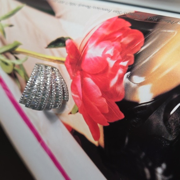 Luxury Silver Ring. #196 - Picture 4 of 4